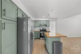 408 Valentine Dr, Savannah, GA 31406 - Photo 9