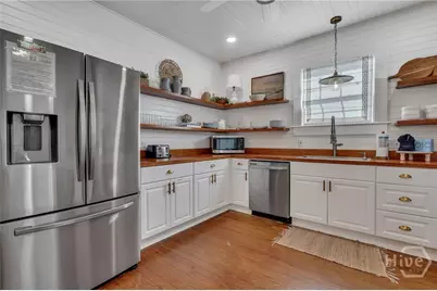 16 6th Avenue, Tybee Island, GA 31328 - Photo 11
