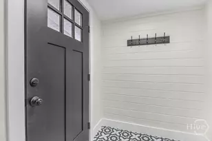 513 E 64th St, Savannah, GA 31405 - Photo 13