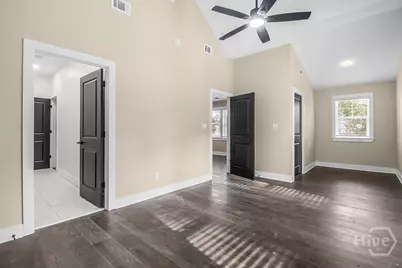513 E 64th Street, Savannah, GA 31405 - Photo 37