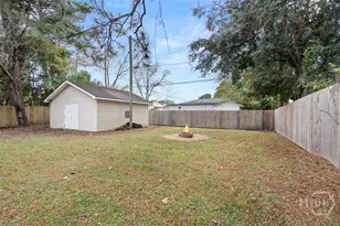 325 Manor Dr, Savannah, GA 31404 - Photo 15