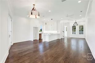 104 17th St, Tybee Island, GA 31328 - Photo 9