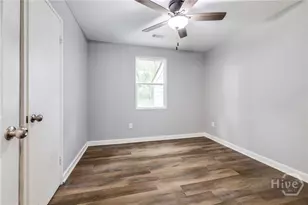 504 E Montgomery Cross Rd, Savannah, GA 31406 - Photo 19