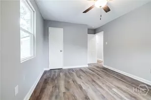 504 E Montgomery Cross Rd, Savannah, GA 31406 - Photo 17