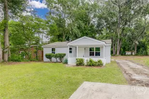 504 E Montgomery Cross Rd, Savannah, GA 31406 - Photo 3
