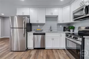 506 E Montgomery Cross Rd, Savannah, GA 31406 - Photo 11