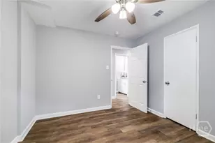 506 E Montgomery Cross Rd, Savannah, GA 31406 - Photo 13