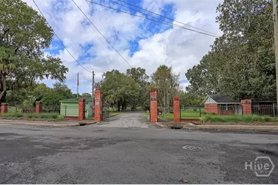 1023 W 37th Street, Savannah, GA 31415 - Photo 39