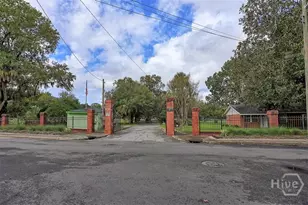 1023 W 37th St, Savannah, GA 31415 - Photo 39