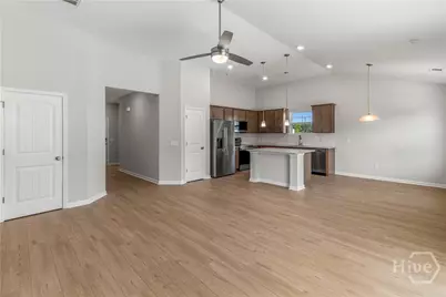 233 Mage Street, Bloomingdale, GA 31302 - Photo 5