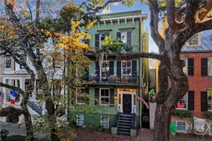 15 E Jones St, Savannah, GA 31401 - Photo 1