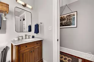 15 E Jones St, Savannah, GA 31401 - Photo 23