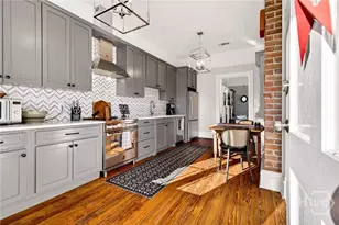 15 E Jones St, Savannah, GA 31401 - Photo 13