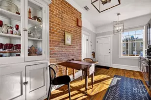 15 E Jones St, Savannah, GA 31401 - Photo 9