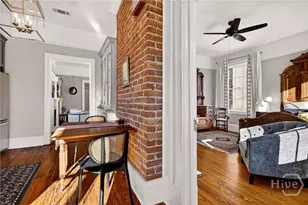 15 E Jones St, Savannah, GA 31401 - Photo 15