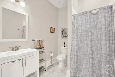 528 E Park Avenue, Savannah, GA 31401 - Photo 9