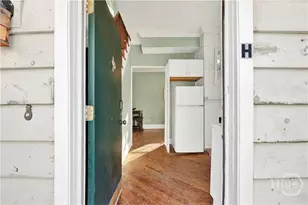 501 E Charlton St, Savannah, GA 31401 - Photo 3