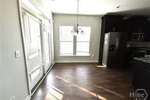 79 Crystal Lake Dr, Savannah, GA 31407 - Photo 5