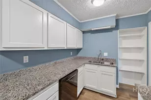 1919 Greenwood St, Savannah, GA 31404 - Photo 15