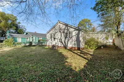 723 E 39th Street, Savannah, GA 31401 - Photo 9