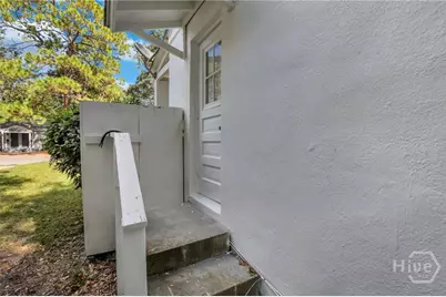 1313 E 55th Street, Savannah, GA 31404 - Photo 9