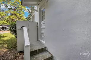 1313 E 55th St, Savannah, GA 31404 - Photo 9