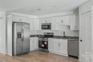 402 Cypress St, Bloomingdale, GA 31302 - Photo 41