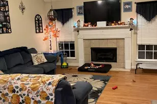 295 Lancaster Wy, Richmond Hill, GA 31324 - Photo 3