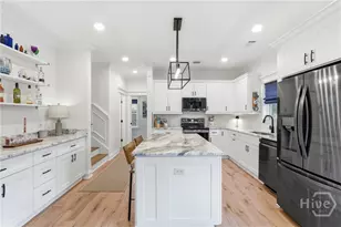 806 E 35th St, Savannah, GA 31401 - Photo 11