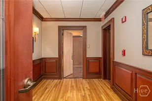 300 Bull St, Savannah, GA 31401 - Photo 13