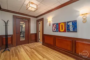 300 Bull St, Savannah, GA 31401 - Photo 11
