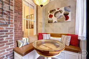 220 E State St, Savannah, GA 31401 - Photo 21
