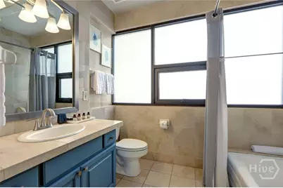 220 E State Street, Savannah, GA 31401 - Photo 37