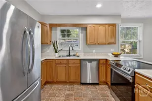 1001 Debbie St, Savannah, GA 31410 - Photo 17