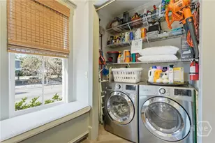 321 W 39th St, Savannah, GA 31401 - Photo 21