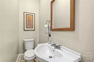 321 W 39th St, Savannah, GA 31401 - Photo 47