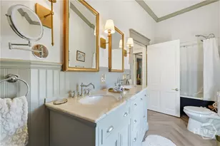321 W 39th St, Savannah, GA 31401 - Photo 19