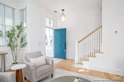 218 W 43rd Street, Savannah, GA 31401 - Photo 3