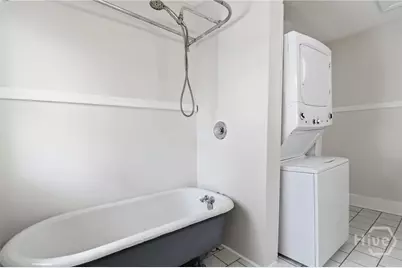 647 E 37th Street, Savannah, GA 31401 - Photo 33