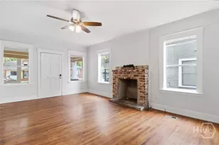 647 E 37th St, Savannah, GA 31401 - Photo 11