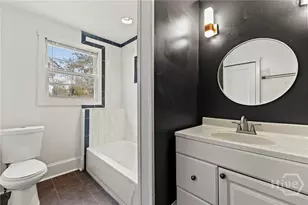 723 E Henry St, Savannah, GA 31401 - Photo 17
