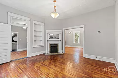 723 E Henry Street, Savannah, GA 31401 - Photo 13