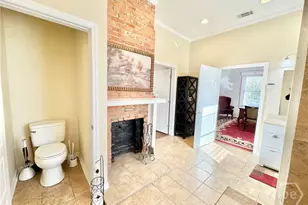 835 E Duffy St, Savannah, GA 31401 - Photo 25