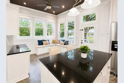 835 E Duffy Street, Savannah, GA 31401 - Photo 13