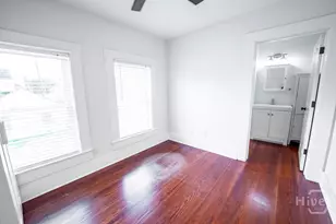 1313 Whitaker St, Savannah, GA 31401 - Photo 7