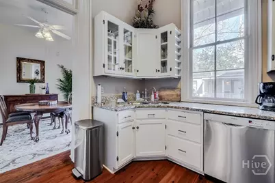 118 E Gaston Street, Savannah, GA 31401 - Photo 13
