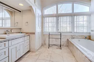 118 E Gaston St, Savannah, GA 31401 - Photo 25