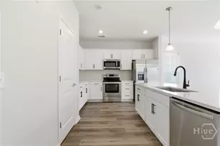 206 Flagler Dr, Savannah, GA 31419 - Photo 9