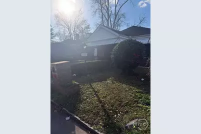 1011 W 45th Street, Savannah, GA 31405 - Photo 1