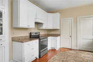 25 Washington Ave, Savannah, GA 31405 - Photo 13